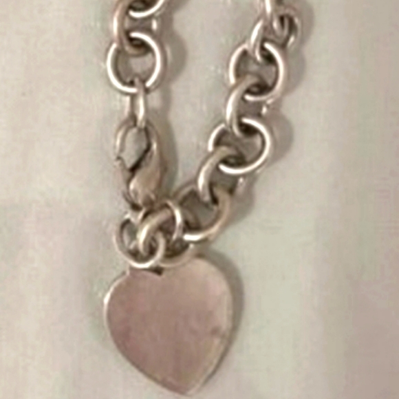 Tiffany Sterling Heart bracelet - Picture 1 of 2